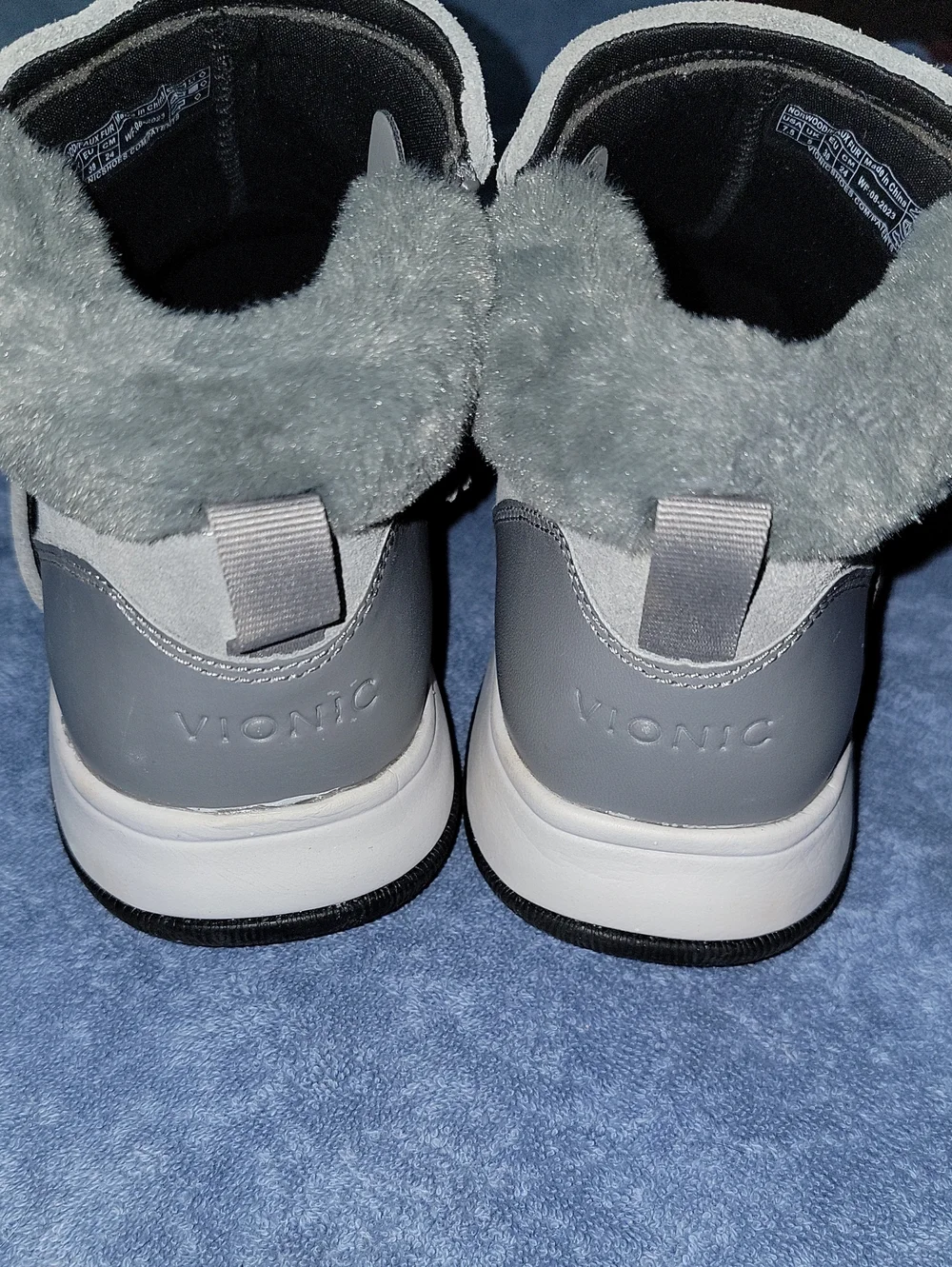 Vionic Norwood Women’s 7.5 Faux Fur Boots Grey Suede Leather Water Repellent